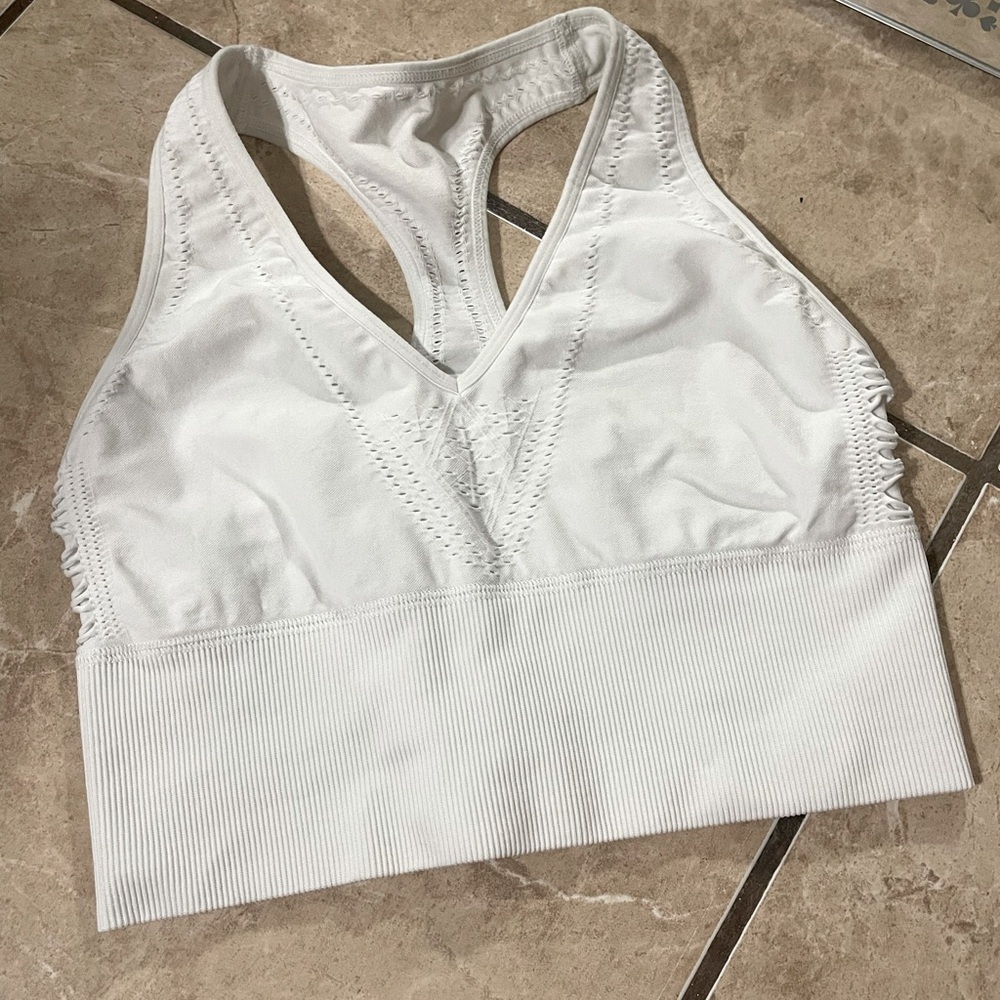 PINK SPORTS BRA